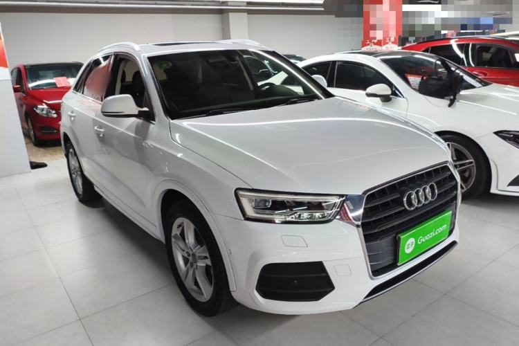Used Audi Q3 2017 30 TFSI Fashion Model Front Right 45 Deg