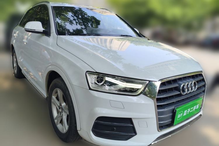 Used Audi Q3 2017 30 TFSI Fashion Model Front Right 45 Deg