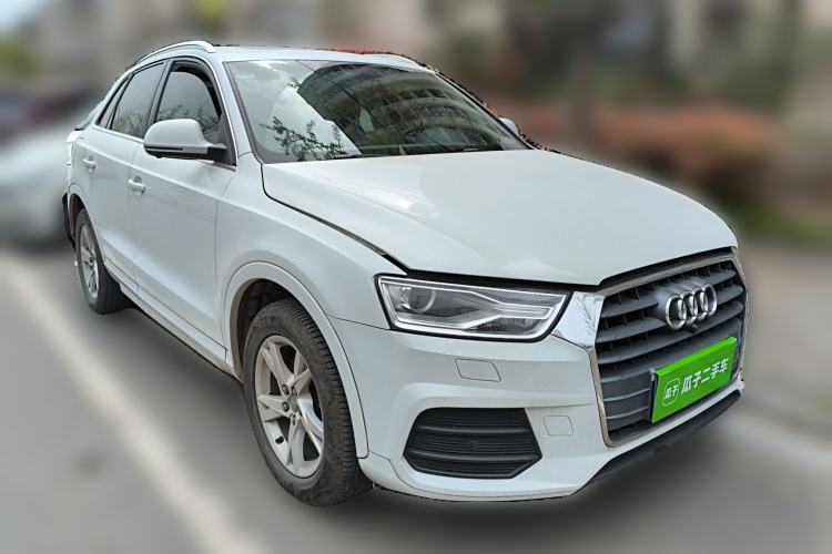 Used Audi Q3 2017 30 TFSI Fashion Model Front Right 45 Deg