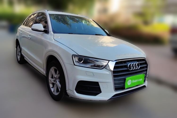 Used Audi Q3 2017 30 TFSI Fashion Model Front Right 45 Deg