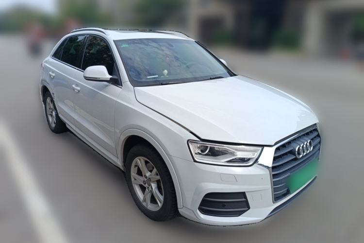 Used Audi Q3 2017 30 TFSI Fashion Model Front Right 45 Deg