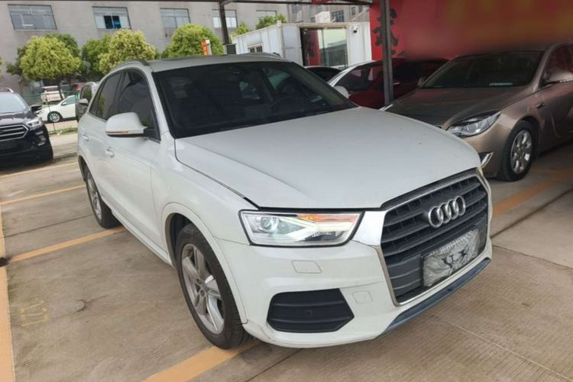 Used Audi Q3 2017 30 TFSI Fashion Model Front Right 45 Deg
