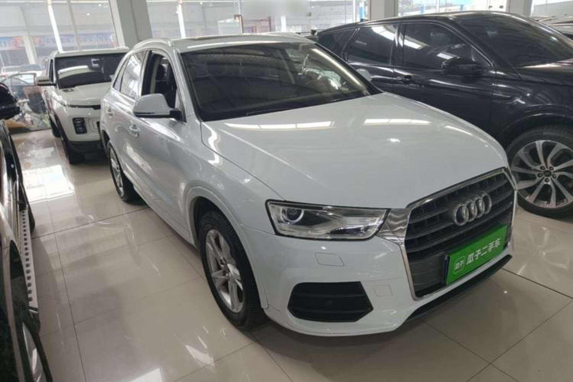 Used Audi Q3 2017 30 TFSI Fashion Model Front Right 45 Deg