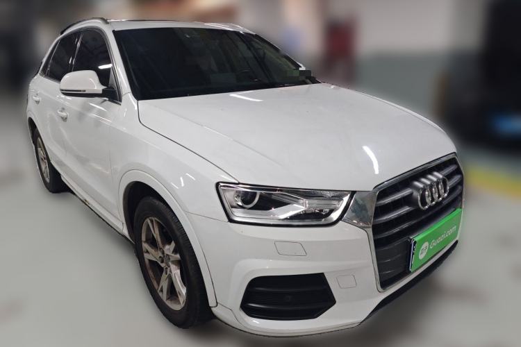 Used Audi Q3 2017 30 TFSI Fashion Model Front Right 45 Deg