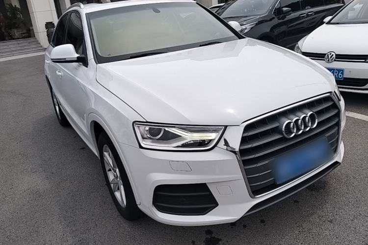 Used Audi Q3 2017 30 TFSI Fashion Model Front Right 45 Deg