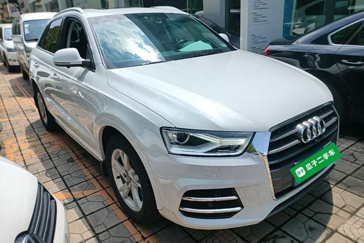Used Audi Q3 2017 35 TFSI Fashion Model Front Right 45 Deg