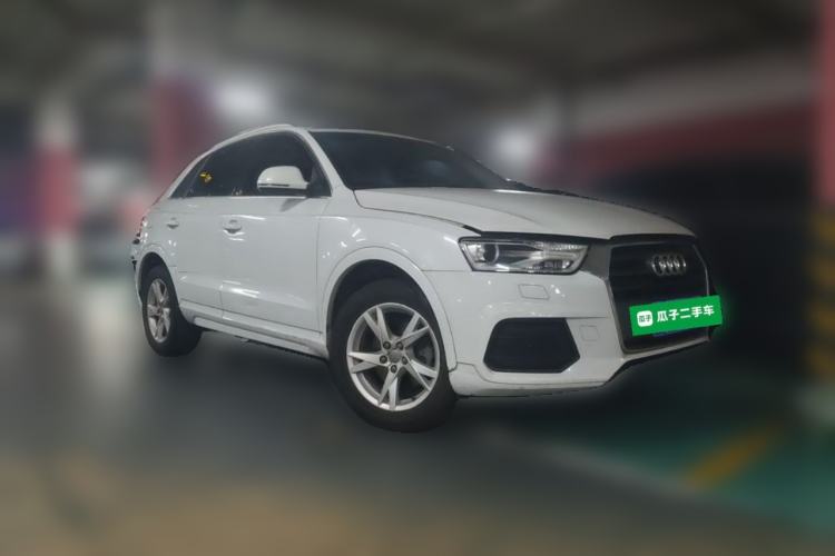 Used Audi Q3 2017 30 TFSI Fashion Model Front Right 45 Deg