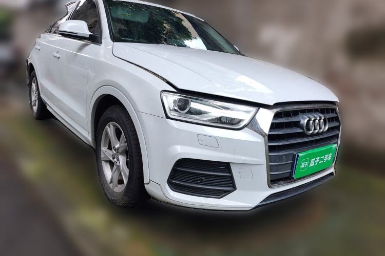 Used Audi Q3 2017 35 TFSI Fashion Model Front Right 45 Deg