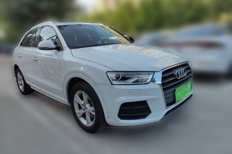 Used Audi Q3 2017 35 TFSI Fashion Model Front Right 45 Deg