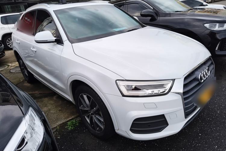 Used Audi Q3 2017 30 TFSI Fashion Model Front Right 45 Deg