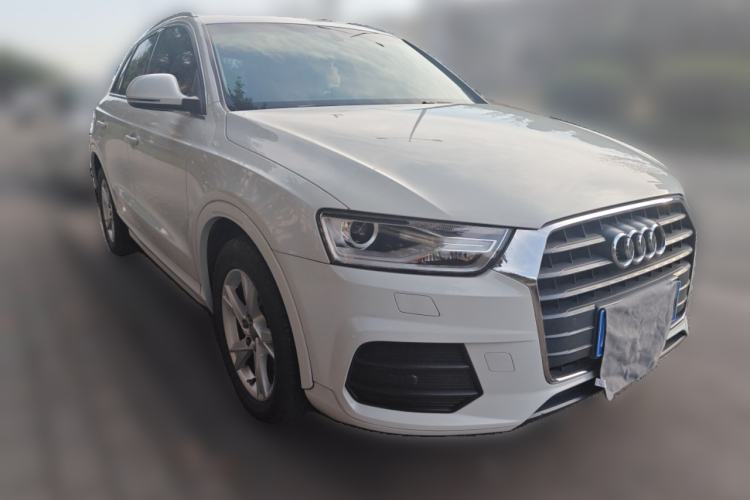 Used Audi Q3 2017 35 TFSI Fashion Model Front Right 45 Deg
