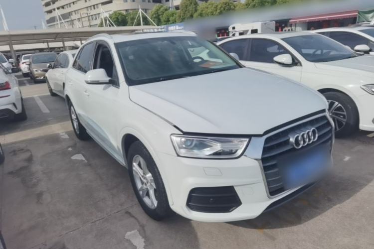 Used Audi Q3 2017 30 TFSI Fashion Model Front Right 45 Deg