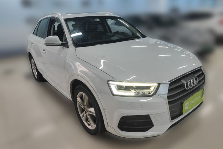 Used Audi Q3 2017 30 TFSI Fashion Model Front Right 45 Deg