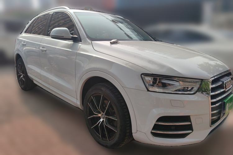 Used Audi Q3 2017 30 TFSI Fashion Model Front Right 45 Deg