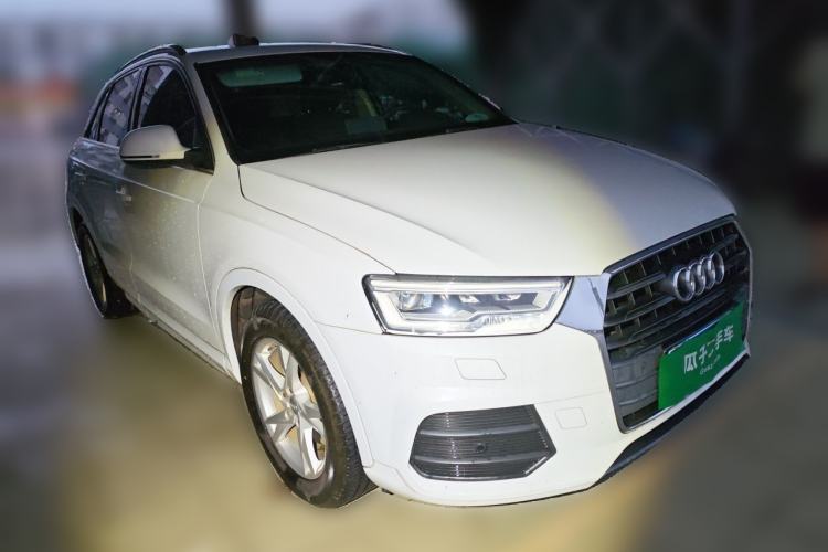 Used Audi Q3 2017 35 TFSI Fashion Model Front Right 45 Deg