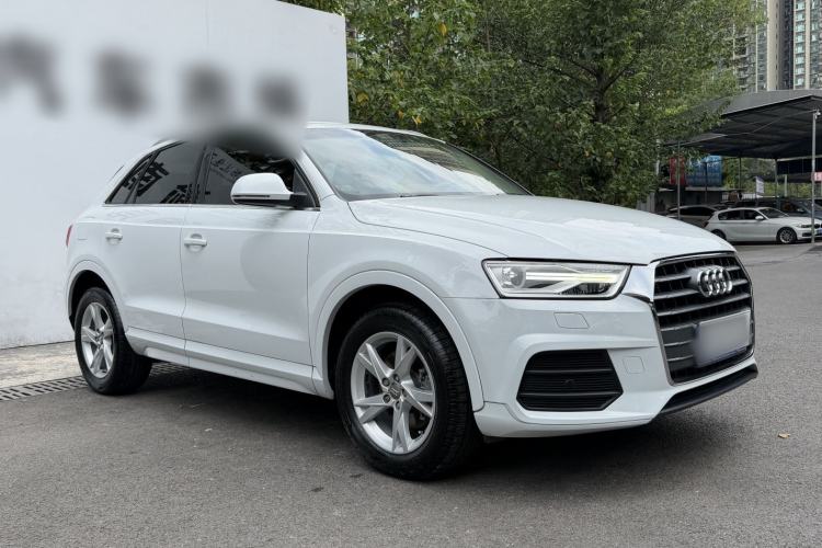 Used Audi Q3 2017 30 TFSI Fashion Model Front Right 45 Deg