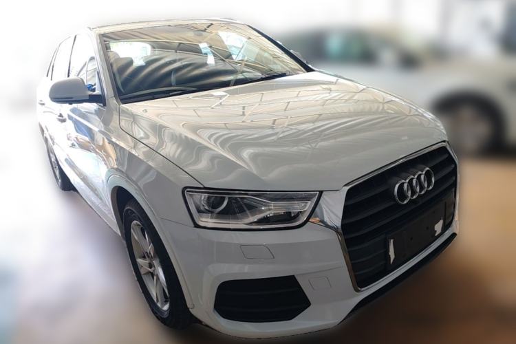 Used Audi Q3 2017 30 TFSI Fashion Model Front Right 45 Deg