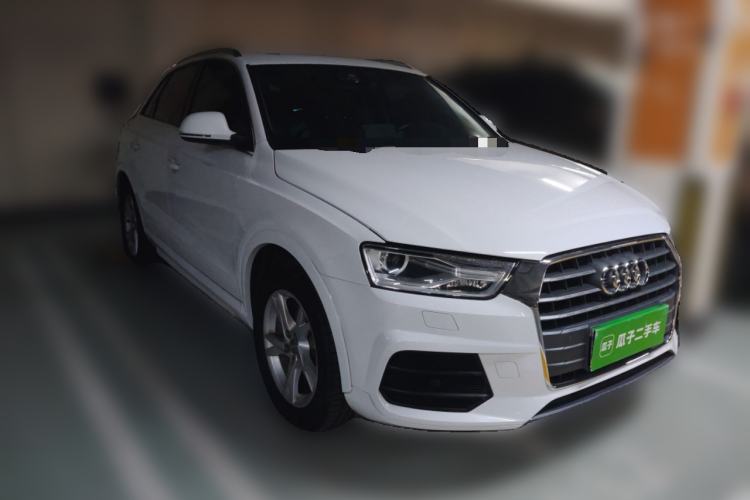 Used Audi Q3 2017 30 TFSI Fashion Model Front Right 45 Deg