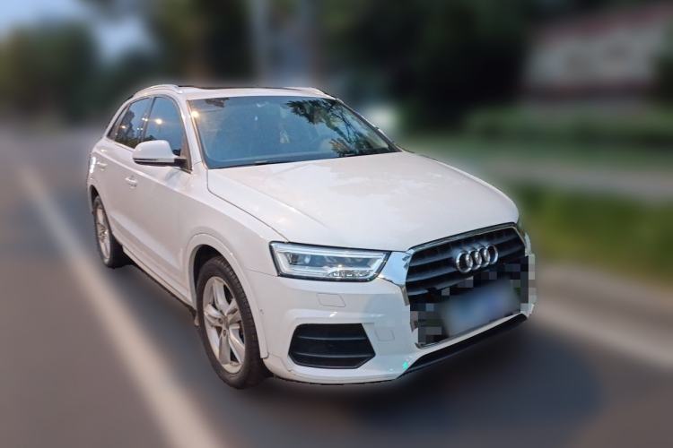 Used Audi Q3 2017 30 TFSI Fashion Model Front Right 45 Deg