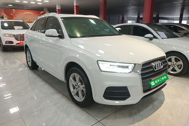 Used Audi Q3 2017 30 TFSI Fashion Model Front Right 45 Deg