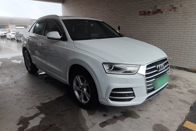 Used Audi Q3 2017 30 TFSI Fashion Model Front Right 45 Deg