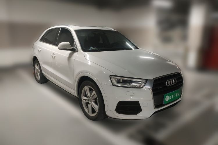 Used Audi Q3 2017 35 TFSI quattro all-wheel-drive sport model Front Right 45 Deg