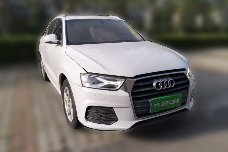 Used Audi Q3 2017 30 TFSI Fashion Model Front Right 45 Deg