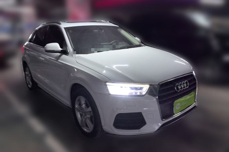 Used Audi Q3 2017 30 TFSI Fashion Model Front Right 45 Deg