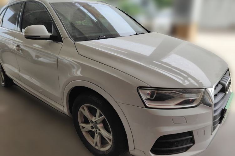 Used Audi Q3 2017 35 TFSI Fashion Model Front Right 45 Deg