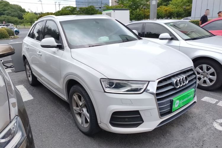 Used Audi Q3 2017 30 TFSI Fashion Model Front Right 45 Deg