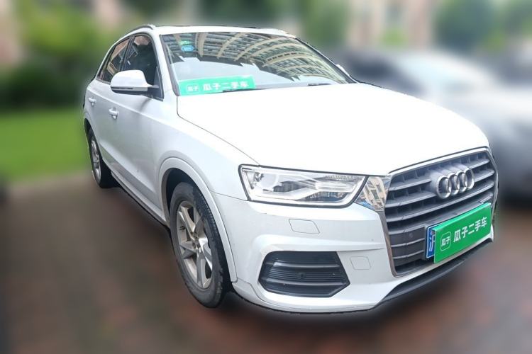 Used Audi Q3 2017 35 TFSI Fashion Model Front Right 45 Deg