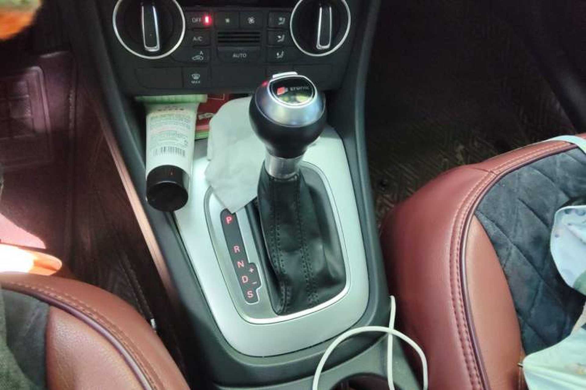 Used Audi Q3 2017 35 TFSI Fashion Model Gear Lever