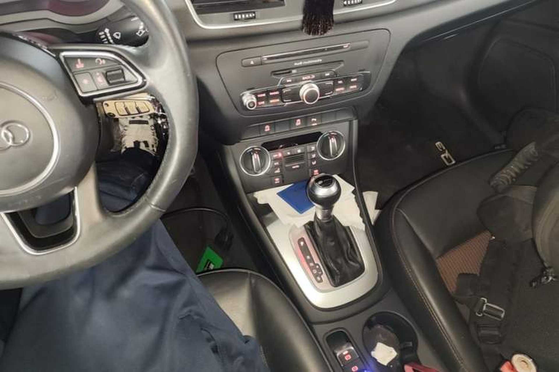 Used Audi Q3 2017 30 TFSI Fashion Model Gear Lever