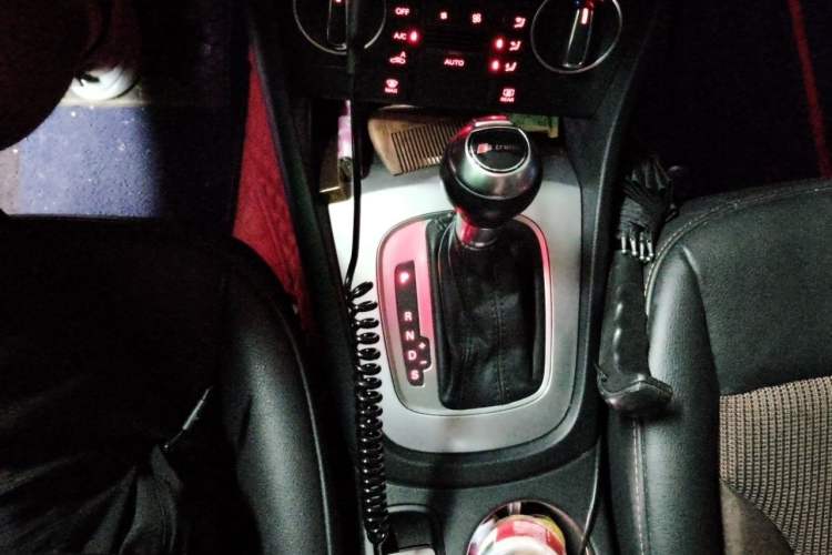 Used Audi Q3 2017 30 TFSI Fashion Model Gear Lever
