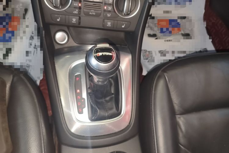 Used Audi Q3 2017 30 TFSI Fashion Model Gear Lever