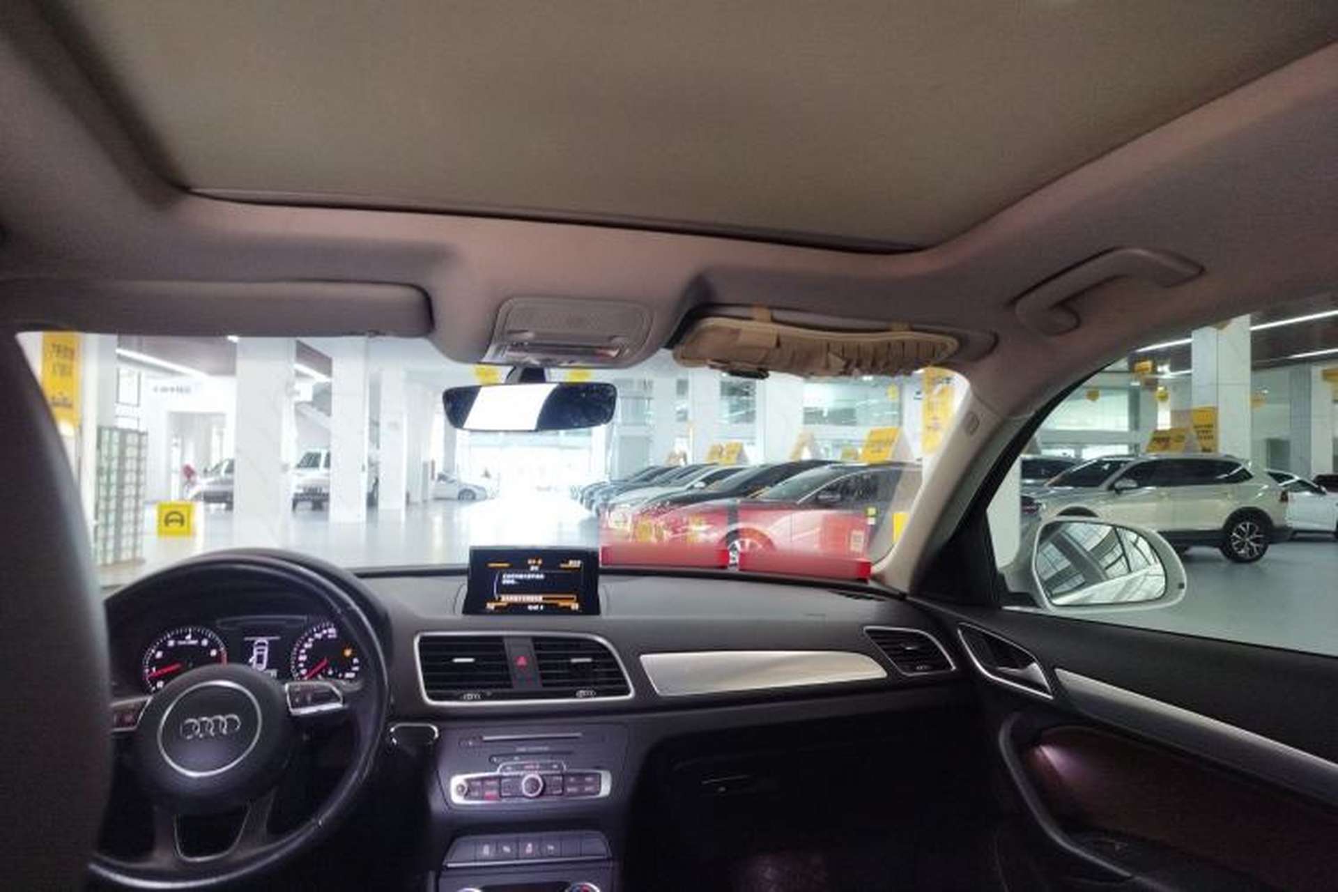 Used Audi Q3 2017 35 TFSI Style Edition Headliner