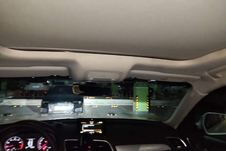 Used Audi Q3 2017 30 TFSI Standard Model Headliner
