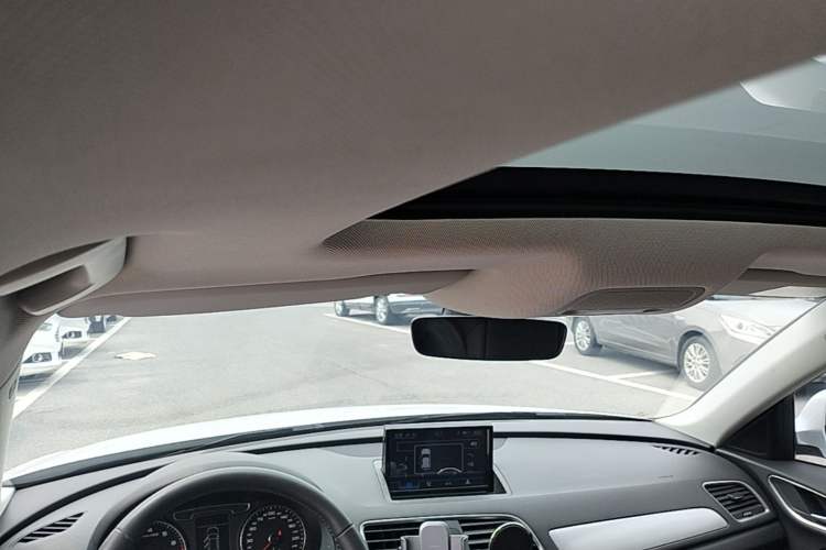 Used Audi Q3 2017 30 TFSI Fashion Model Headliner
