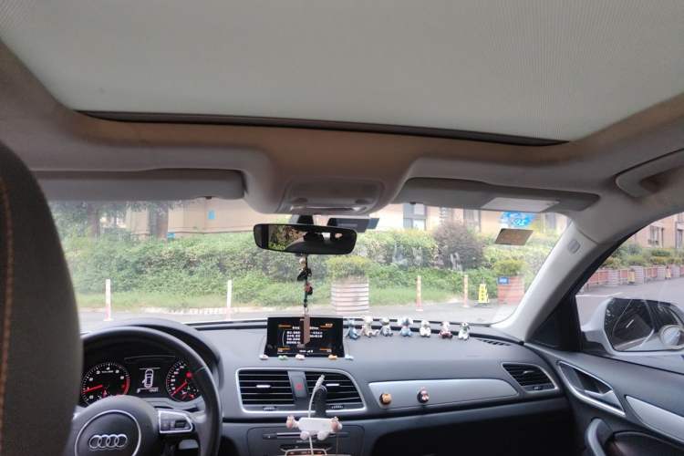Used Audi Q3 2017 35 TFSI Fashion Model Headliner