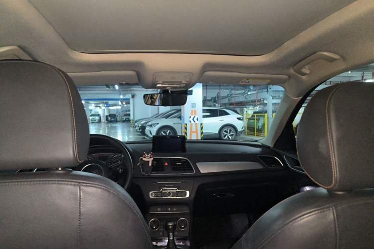 Used Audi Q3 2017 35 TFSI Fashion Model Headliner