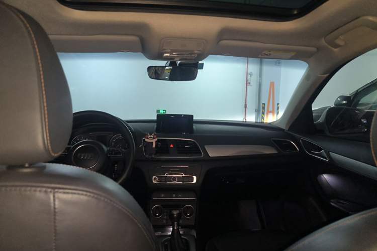 Used Audi Q3 2017 35 TFSI Fashion Model Headliner