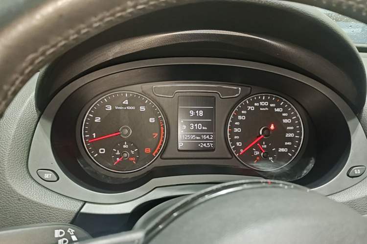 Used Audi Q3 2017 30 TFSI Fashion Model Instrument Cluster
