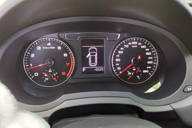 Used Audi Q3 2017 35 TFSI Fashion Model Instrument Cluster