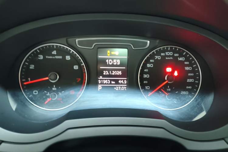 Used Audi Q3 2017 30 TFSI Fashion Model Instrument Cluster