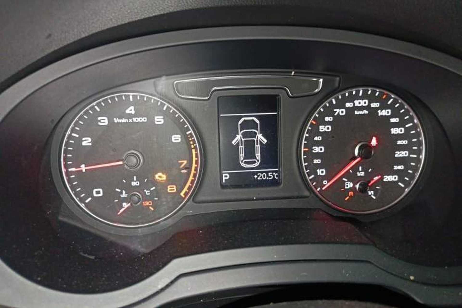 Used Audi Q3 2017 35 TFSI Fashion Model Instrument Cluster