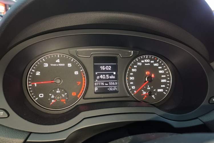 Used Audi Q3 2017 35 TFSI Fashion Model Instrument Cluster