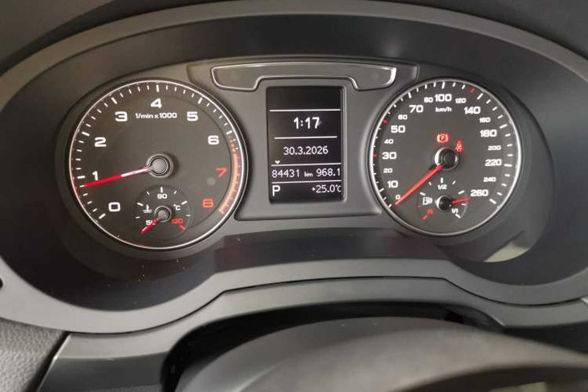Used Audi Q3 2017 35 TFSI quattro all-wheel drive fashion model Instrument Cluster