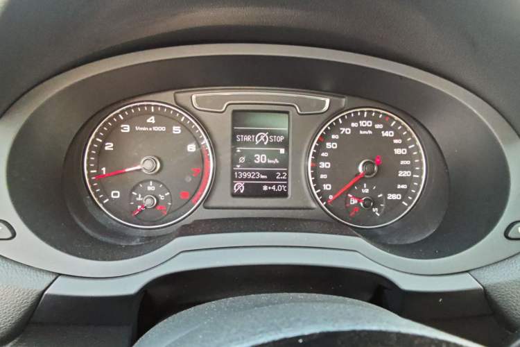 Used Audi Q3 2017 30 TFSI Fashion Model Instrument Cluster