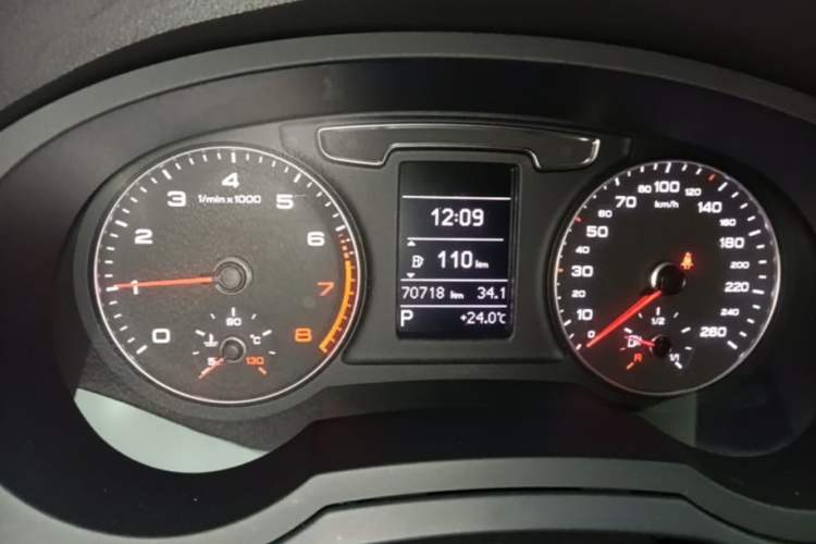Used Audi Q3 2017 35 TFSI quattro all-wheel-drive sport model Instrument Cluster