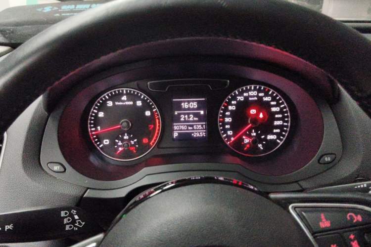 Used Audi Q3 2017 30 TFSI Fashion Model Instrument Cluster